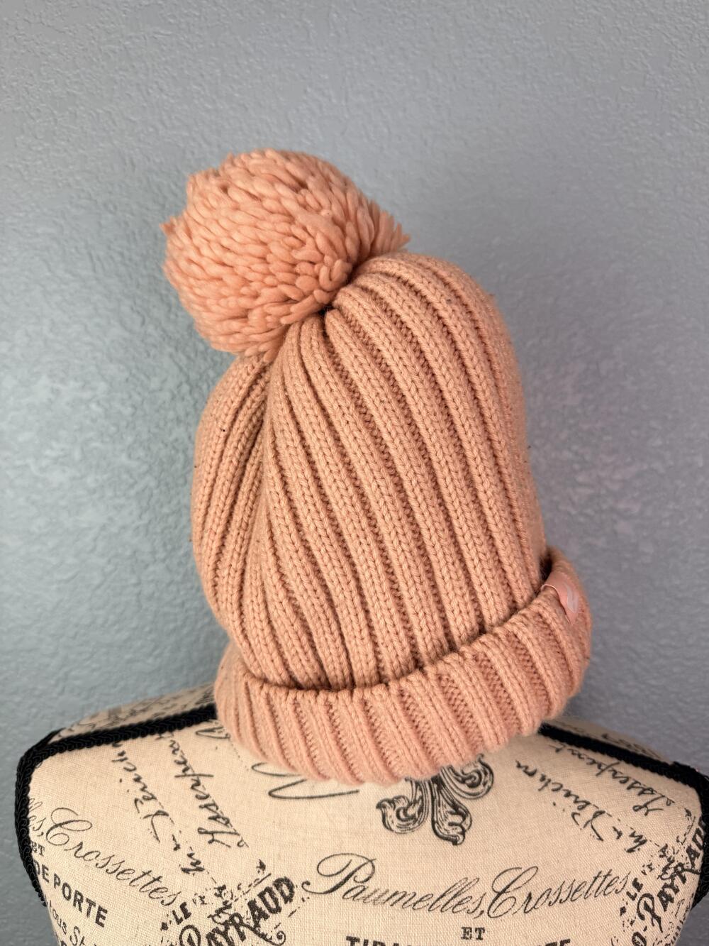 Heat Holders Hat Beanie Womens One Size Pink Pom Pom Thermal Knit Lined Winter